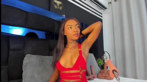 Snapshot of cahitlinbel chatting on 2, 12, 2024 Cahitlin online show from 2, 12, 2024