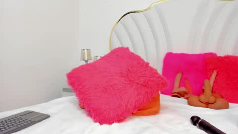 Snapshot of cahitlinbel chatting on 28, 2, 2025 Cahitlin online show from 28, 2, 2025