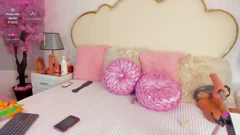 Snapshot of cahitlinbel chatting on 15, 9, 2025 Cahitlin online show from 15, 9, 2025