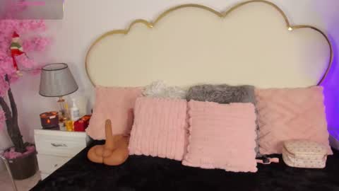 Snapshot of cahitlinbel chatting on 23, 12, 2025 Cahitlin online show from 23, 12, 2025