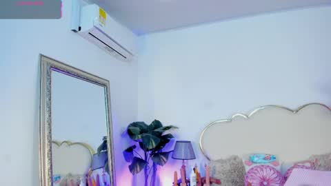 Snapshot of cahitlinbel chatting on 14, 4, 2026 Cahitlin online show from 14, 4, 2026