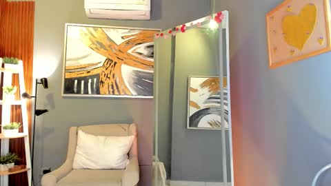 Snapshot of cailing chatting on 5, 3, 2026 I am Katherine online show from 5, 3, 2026