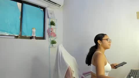 karina online show from 17, 10, 2025