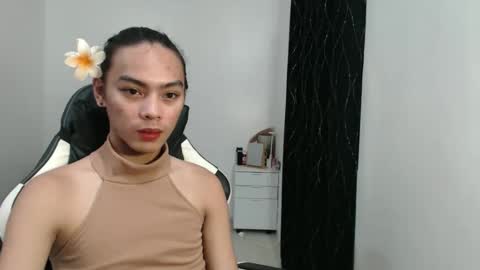 caitessa_bellemoir online show from 29, 11, 2025