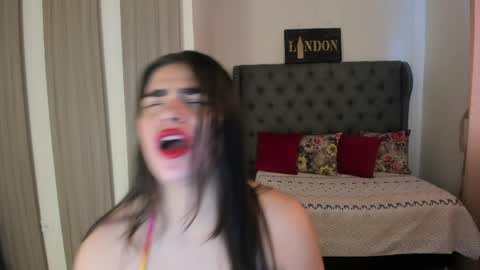 Snapshot of caitlingomez0 chatting on 27, 3, 2026 caitlingomez0 online show from 27, 3, 2026