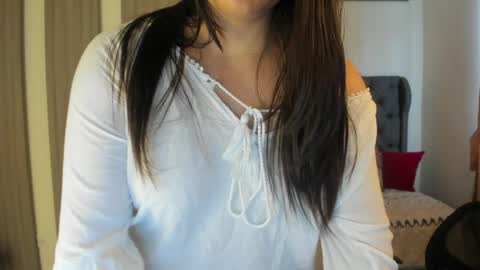 Snapshot of caitlingomez0 chatting on 9, 4, 2026 caitlingomez0 online show from 9, 4, 2026
