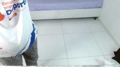 Snapshot of caius_fox chatting on 3, 2, 2026 caius online show from 3, 2, 2026