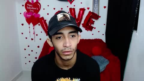 Snapshot of caius_fox chatting on 17, 2, 2026 caius online show from 17, 2, 2026