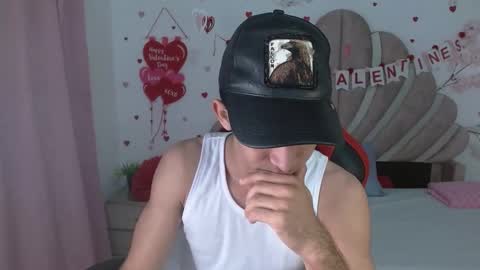 Snapshot of caius_fox chatting on 19, 2, 2026 caius online show from 19, 2, 2026