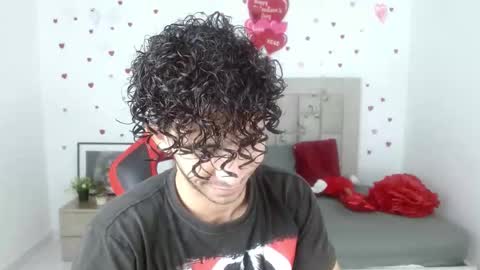 Snapshot of caius_fox chatting on 2, 3, 2026 caius online show from 2, 3, 2026