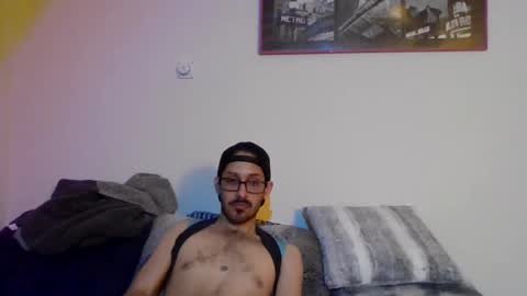 Snapshot of cal_xxx chatting on 23, 9, 2025 Cal XXX online show from 23, 9, 2025