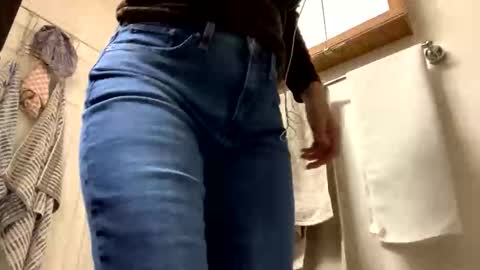 calishop1 online show from 8, 11, 2025