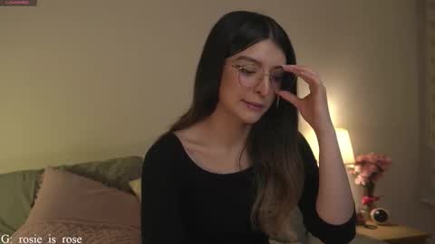   online show from 14, 9, 2025