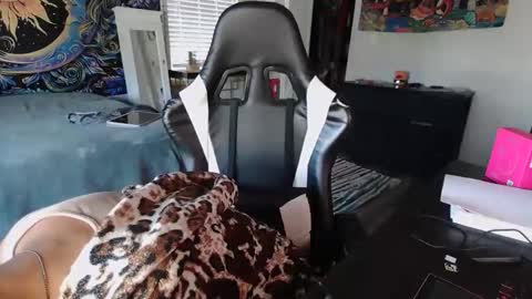 callhertori online show from 17, 11, 2025