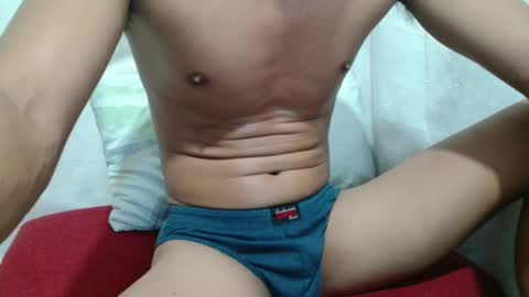 Snapshot of callme_pogs chatting on 6, 3, 2025 callme_pogs online show from 6, 3, 2025