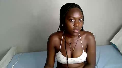 Snapshot of callmemonday chatting on 8, 10, 2025 Monday online show from 8, 10, 2025