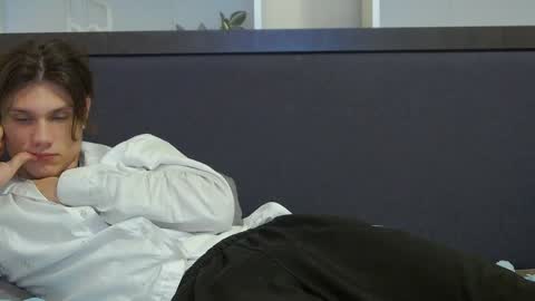 Calvin online show from 6, 1, 2025