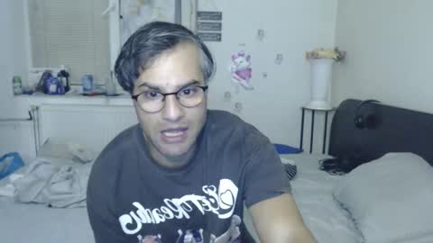 Calvinjohnlad online show from 14, 12, 2025