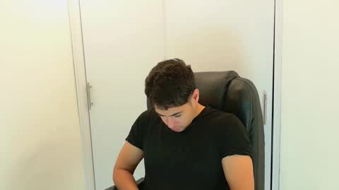 camara110 online show from 21, 12, 2025