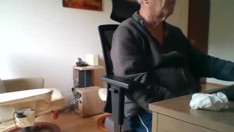 Snapshot of camcologne chatting on 13, 1, 2026 camcologne online show from 13, 1, 2026