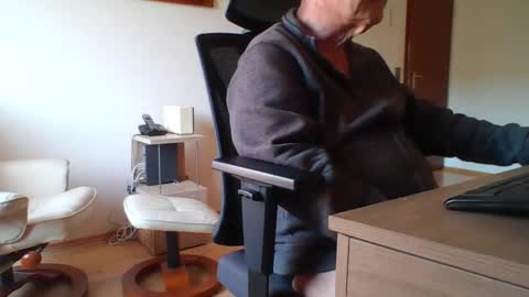 Snapshot of camcologne chatting on 4, 2, 2026 camcologne online show from 4, 2, 2026