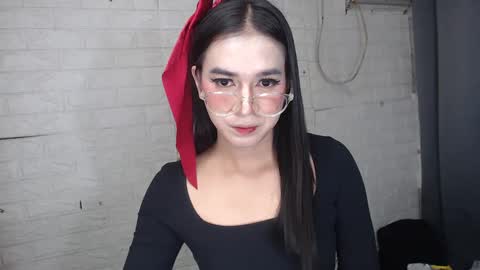 camela_star online show from 17, 2, 2025