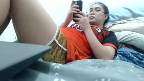 camela_star online show from 27, 11, 2025