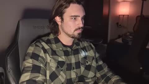 Snapshot of cameron_camming chatting on 2, 11, 2025 Cameron online show from 2, 11, 2025