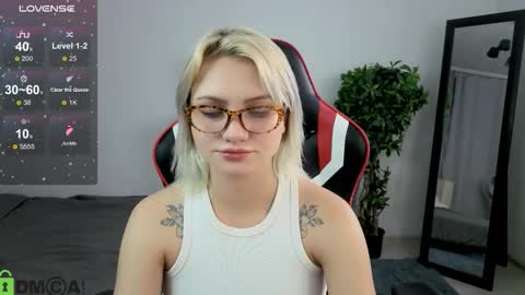 Cameron online show from 11, 10, 2025