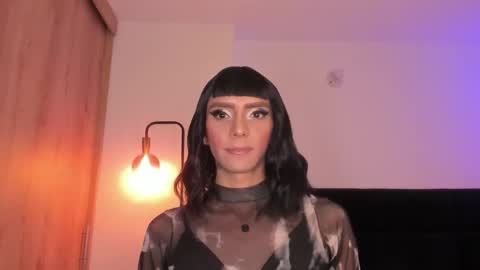 Snapshot of cameron_lyra chatting on 18, 12, 2025 Cameron online show from 18, 12, 2025