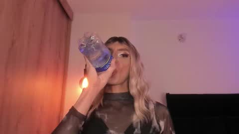 Snapshot of cameron_lyra chatting on 5, 2, 2026 Cameron online show from 5, 2, 2026