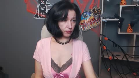 Cameronenns online show from 2, 11, 2025