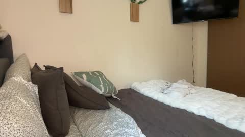 Snapshot of cami_calderon chatting on 17, 10, 2025 Camila online show from 17, 10, 2025