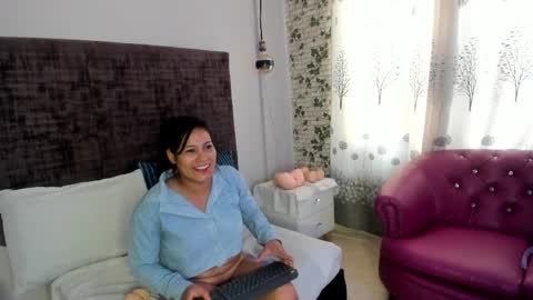 cami_coral2 online show from 31, 3, 2026