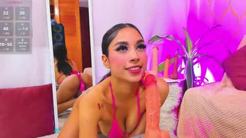 Camila online show from 3, 10, 2025