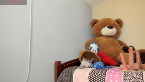 Snapshot of cami_hot_hair chatting on 14, 6, 2026 cami online show from 14, 6, 2026