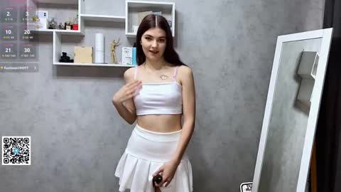 Hello My name is Rina  im new model here and little but shy but curious. online show from 27, 10, 2025
