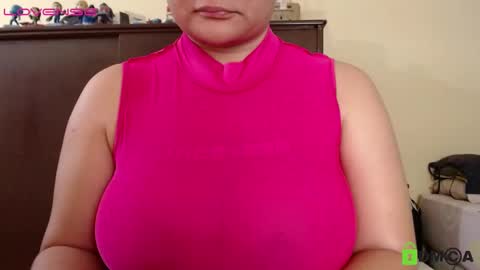 Snapshot of camiilahotxxx chatting on 6, 12, 2024 Camila online show from 6, 12, 2024