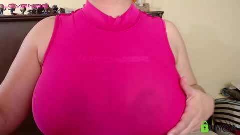 Snapshot of camiilahotxxx chatting on 7, 12, 2024 Camila online show from 7, 12, 2024