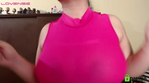 Snapshot of camiilahotxxx chatting on 7, 12, 2024 Camila online show from 7, 12, 2024