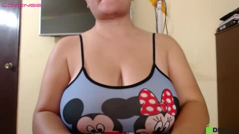 Snapshot of camiilahotxxx chatting on 11, 3, 2025 Camila online show from 11, 3, 2025