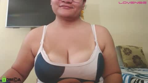 Snapshot of camiilahotxxx chatting on 29, 11, 2025 Camila online show from 29, 11, 2025