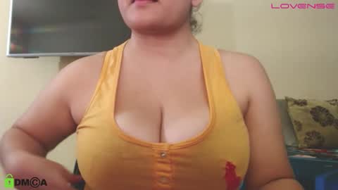 Snapshot of camiilahotxxx chatting on 7, 1, 2026 Camila online show from 7, 1, 2026