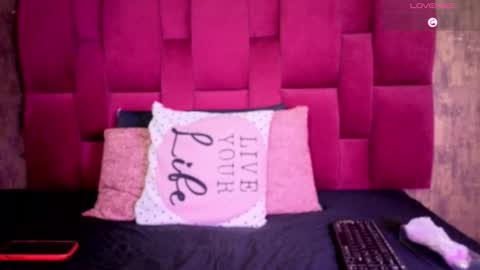 camila__bouzas online show from 20, 2, 2026