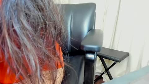 Cami online show from 2, 1, 2025