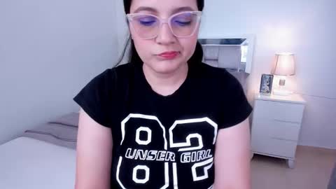 Camila buitrago online show from 23, 3, 2026