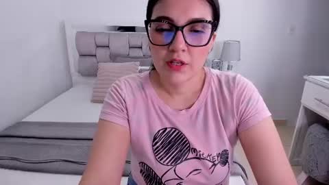 Snapshot of camila_buitrago chatting on 27, 6, 2026 Camila buitrago online show from 27, 6, 2026