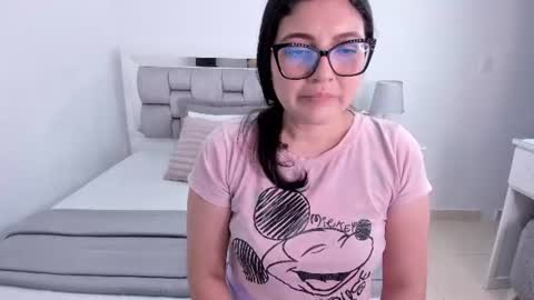 Snapshot of camila_buitrago chatting on 1, 7, 2026 Camila buitrago online show from 1, 7, 2026