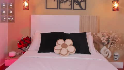 Snapshot of camila_bustamante_ chatting on 18, 10, 2025 camila_bustamante_ online show from 18, 10, 2025