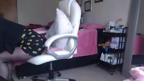 Camila online show from 6, 1, 2025